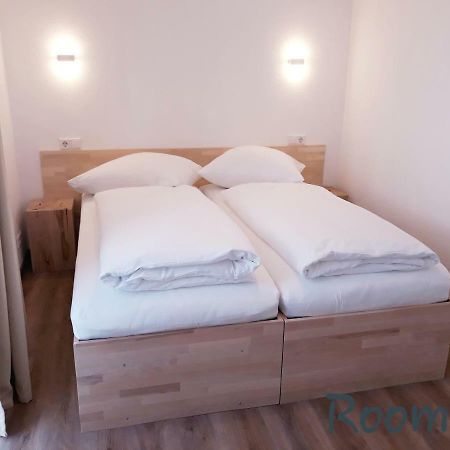 Modernes Apartment Metzingen Mittelstadt المظهر الخارجي الصورة